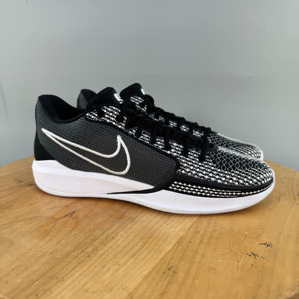 Women's 11 / Men's 9.5 - Nike Sabrina 1 TB Promo Basketball Shoes Black White